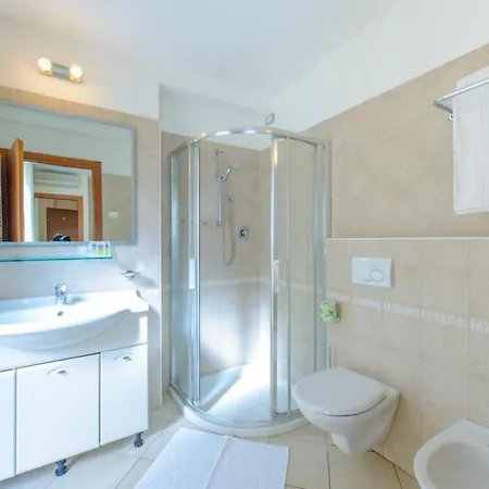 Charming Studio In 30 M² Parking And Bikes Included *